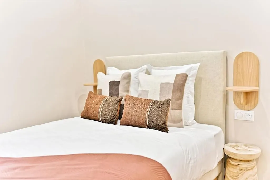 דירה Charmant Studio Parisien - 17Eme Arrondissement
