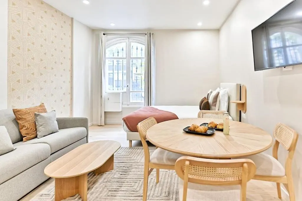 Daire Charmant Studio Parisien - 17Eme Arrondissement